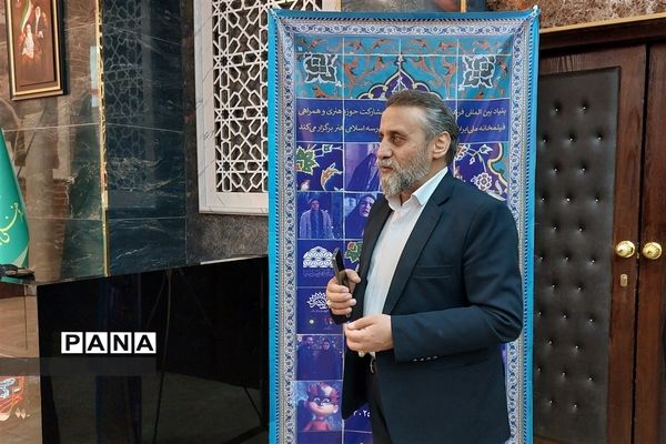 اکران مردمی مستند رضای رضوان در پردیس سینمایی مجتمع مهر کوهسنگی