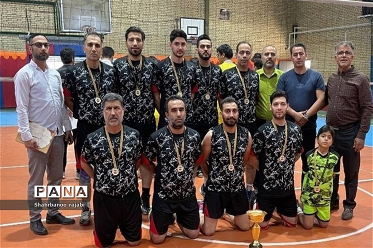 افتخار آفرینی تیم والیبال فرهنگیان ورامین در مسابقات شهرستان‌های استان تهران