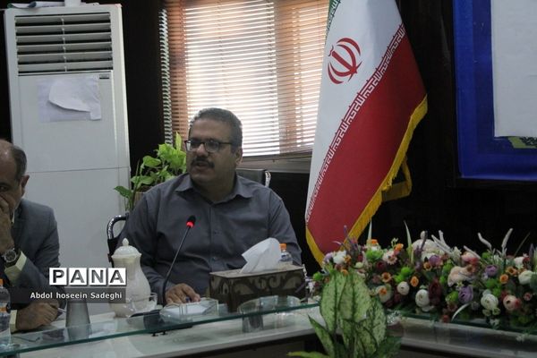 جلسه شورای رفاهی و بهداشتی اداره‌کل آموزش و پرورش استان بوشهر