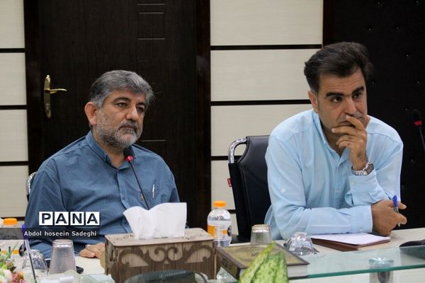 جلسه شورای رفاهی و بهداشتی اداره‌کل آموزش و پرورش استان بوشهر