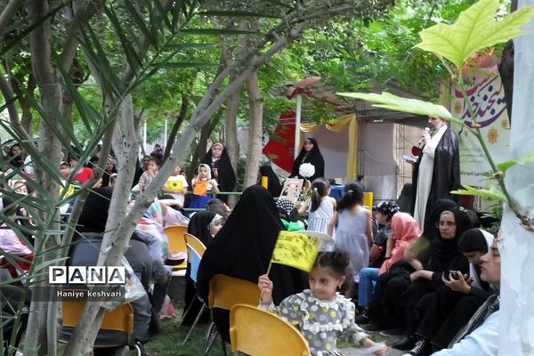 برگزاری جشن دهه کرامت در ورامین