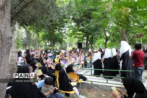 برگزاری جشن دهه کرامت در ورامین