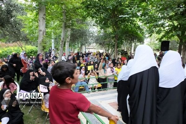 برگزاری جشن دهه کرامت در ورامین