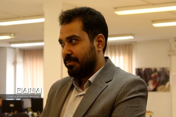 حضور دانش‌آموز خبرنگاران در تحریریه خبرگزاری پانا به مناسبت سالروز تأسیس این خبرگزاری