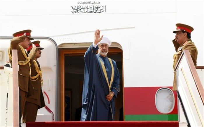 سلطان عمان‌ تهران را ترک کرد