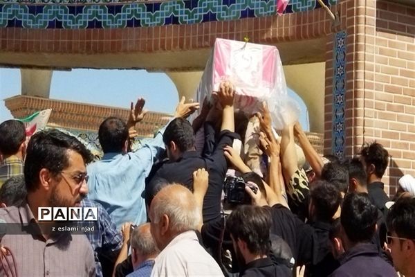 تشیع پیکر سرباز وطن از جنس آسمان در شهرستان بجنورد