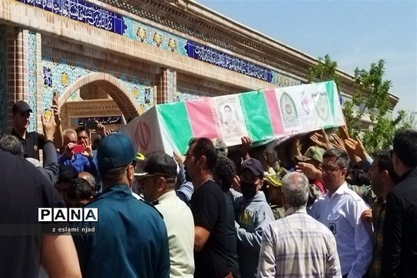 تشیع پیکر سرباز وطن از جنس آسمان در شهرستان بجنورد