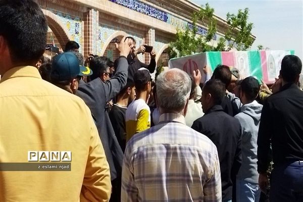 تشیع پیکر سرباز وطن از جنس آسمان در شهرستان بجنورد