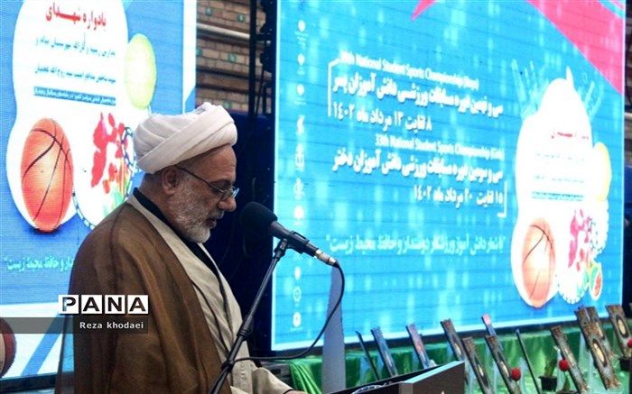 دختران، ستارگان همیشه فروزان جمهوری اسلامی ایران هستند