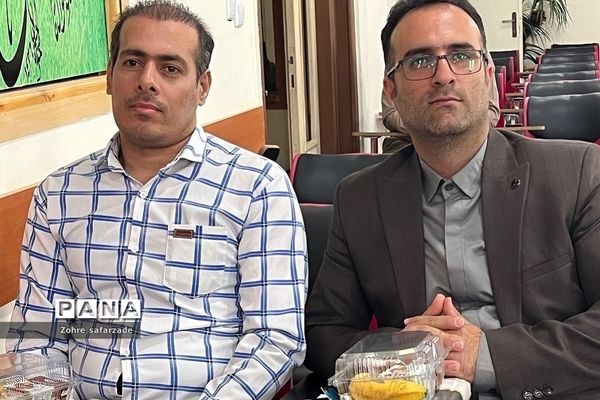 جلسه آموزشی توجیهی ارزیابی دستگاهی سال ۱۴۰۱ در آموزش و پرورش رودهن