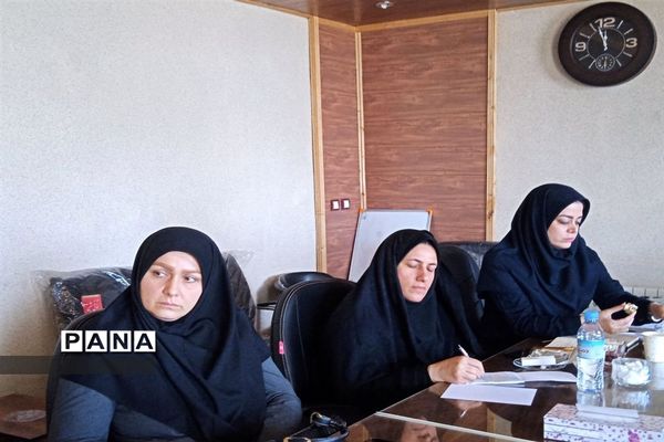 برگزاری جلسه شورای آموزش و پرورش نور