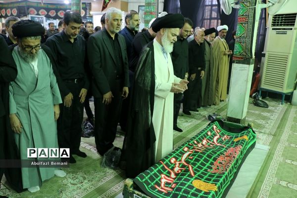 مراسم تشییع خیّر مدرسه‌ساز «سید‌محمود برقعی»