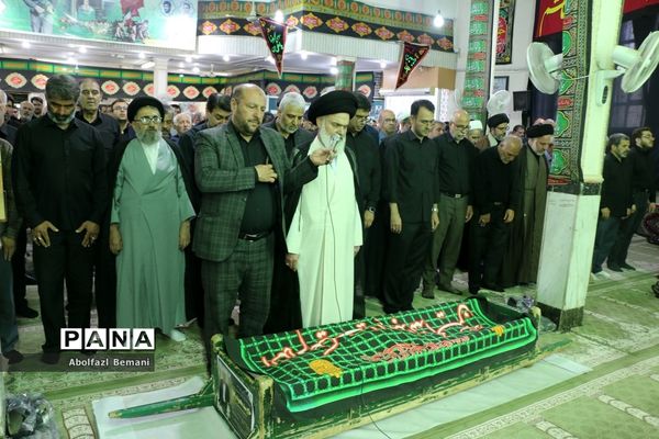 مراسم تشییع خیّر مدرسه‌ساز «سید‌محمود برقعی»