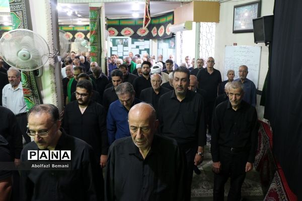 مراسم تشییع خیّر مدرسه‌ساز «سید‌محمود برقعی»