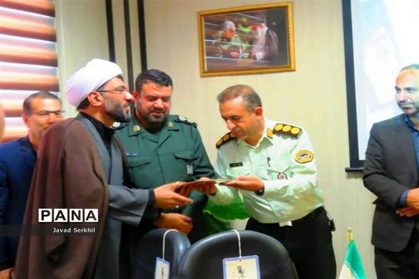 آیین تجلیل از اعضای فعال مدارس مجری طرح تیم پیشرفت مدرسه کانون بسیج فرهنگیان