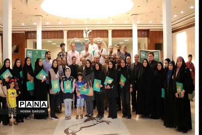آیین نکوداشت اصحاب رسانه و خبرنگاران