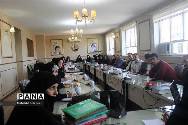 جلسه طرح نفس (نجات فرزندان از سقط) با حضور مدیریت آموزش و پرورش ناحیه ۵