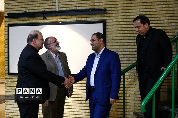 آیین تجلیل از خبرنگاران و اصحاب رسانه توسط وزیرآموزش و پرورش