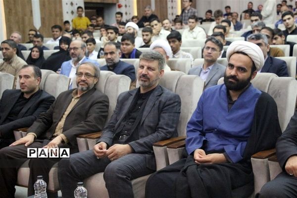 مراسم تجلیل از منتخبان مسابقات کشوری قرآن، عترت و نماز در مشهد