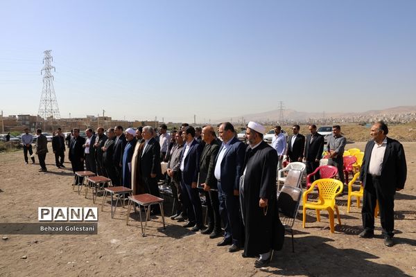 آیین کلنگ زنی پروژه مدرسه 24 کلاسه ابتدایی روستای بادکی ارومیه