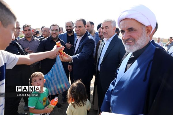 آیین کلنگ زنی پروژه مدرسه 24 کلاسه ابتدایی روستای بادکی ارومیه