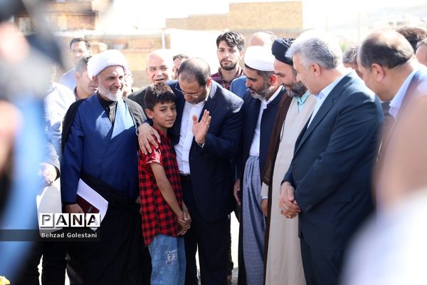 آیین کلنگ زنی پروژه مدرسه 24 کلاسه ابتدایی روستای بادکی ارومیه