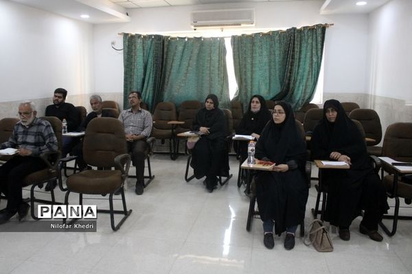 کمیسیون‌های تخصصی کنگره دومین مجمع معلمان انقلاب اسلامی استان بوشهر ( 1 )