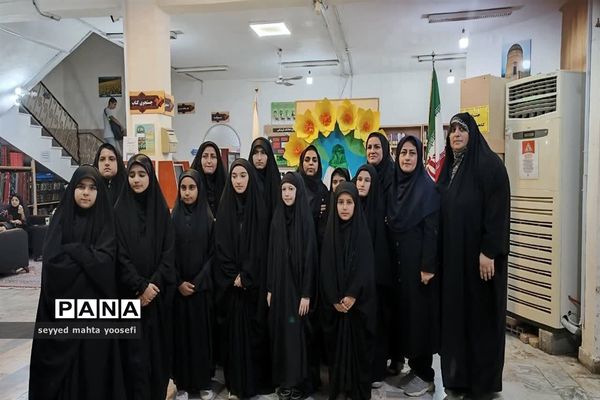 نهضت کتابخوانی مهدوی در کتابخانه آزادگان ساری