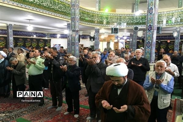 اقامه باشکوه نماز جمعه عبادی_سیاسی در شهرستان فیروزکوه