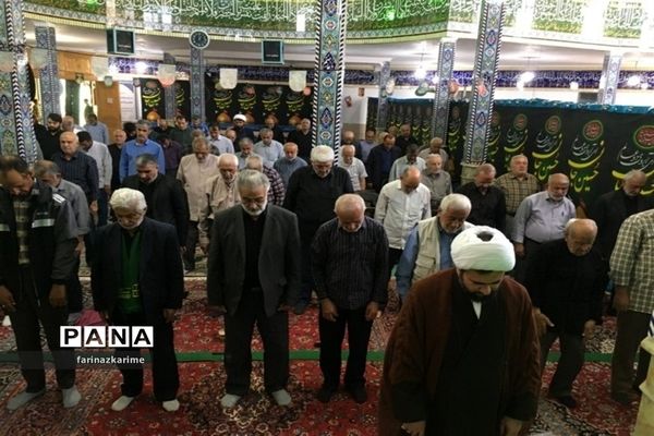 اقامه باشکوه نماز جمعه عبادی_سیاسی در شهرستان فیروزکوه