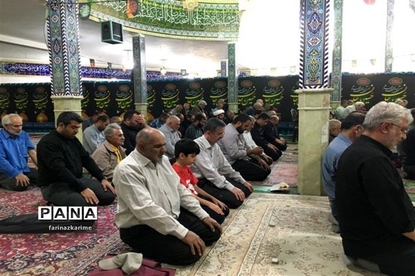 اقامه باشکوه نماز جمعه عبادی_سیاسی در شهرستان فیروزکوه