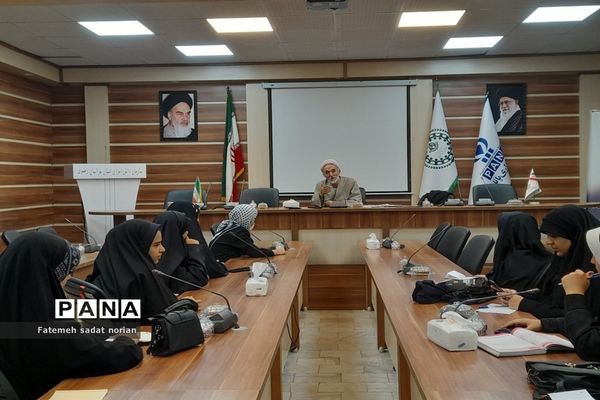 برگزاری دومین جلسه نماز و رسانه در سازمان دانش‌آموزی خراسان رضوی