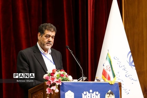 دومین کنگره معلمان انقلاب اسلامی