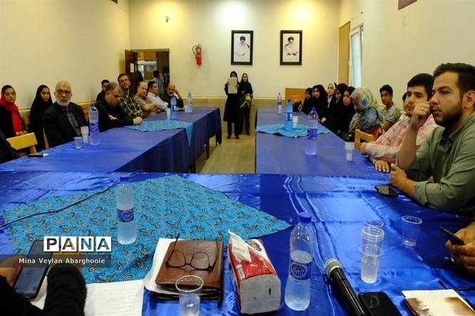 برگزاری مراسم خاطرات رزمندگان و نغمههای عاشورایی در شهرستان پیشوا