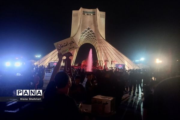 رویداد بزرگ آیینی شهر تهران با حضور دانش‌آموزان آموزش و پرورش منطقه 16