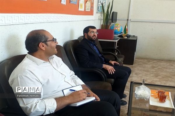 بازدید مسئولان آموزش و پرورش ملارد از بازسازی مدارس شهید همت و شایستگان