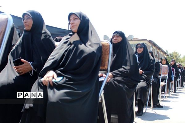 تشییع و تدفین  شهید گمنام دانش‌آموز در اداره کل آموزش و پرورش شهرستان‌های استان‌تهران