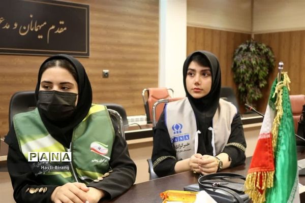 آیین تجلیل از دانش‌آموز خبرنگاران پانا ناحیه یک بهارستان