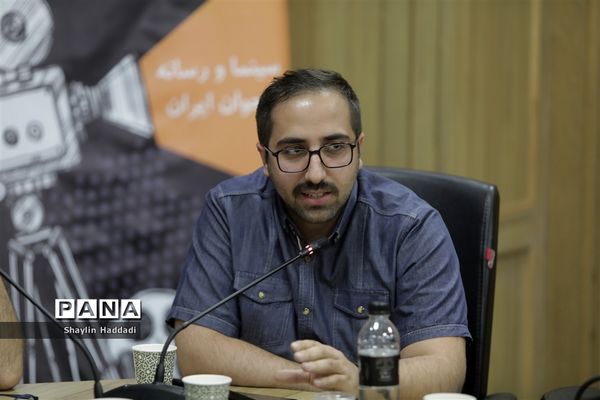 نشست خبری سرزمین هنری رسانه‌ای سورنا