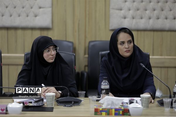 نشست خبری سرزمین هنری رسانه‌ای سورنا
