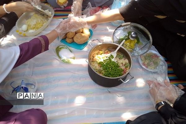 حضور پرشور دانش‌آموزان در اردوی مثبت هشتادیا در کانون شهید حاج قاسم  سلیمانی رودهن