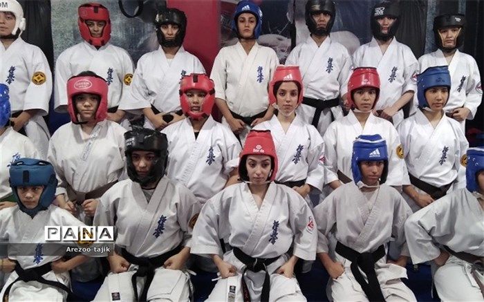 اعزام ۱۹ دختر کارته‌کار ورامینی به مسابقات کشوری کاراته