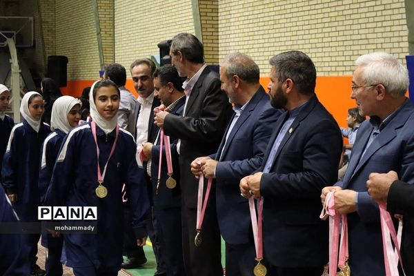 پایان مسابقات ورزشی دانش‌آموزان ابتدایی کشور در اردبیل