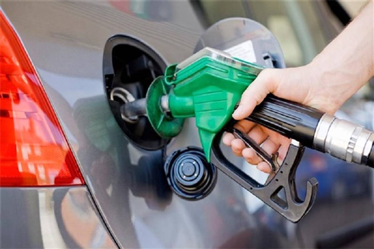 ثبت رکورد مصرف روزانه ۱۴۲ میلیون لیتر بنزین در سال ۱۴۰۲