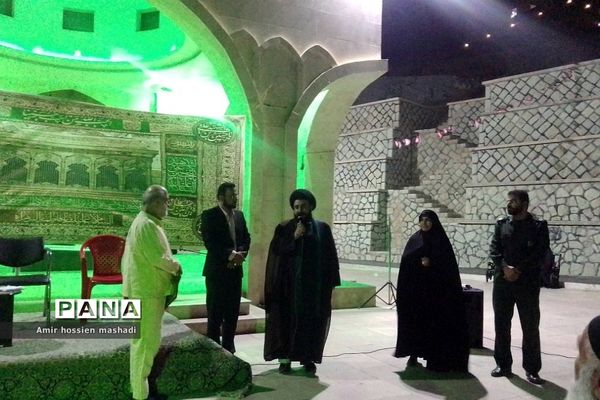 برگزاری مراسم شب خاطره‌ها ویژه برنامه بازگشت آزادگان در رودهن