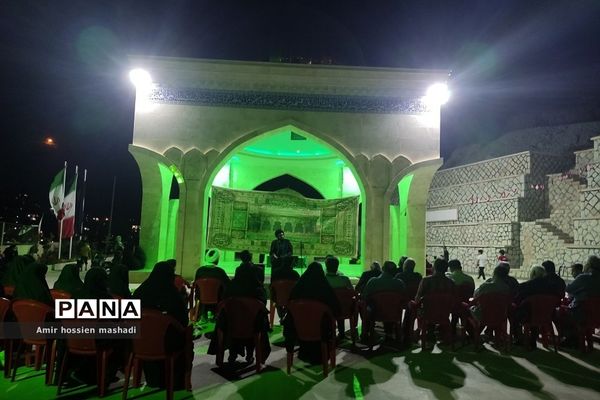 برگزاری مراسم شب خاطره‌ها ویژه برنامه بازگشت آزادگان در رودهن