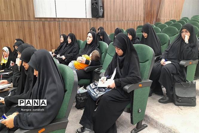 برگزاری کارگاه روانشناسی تقویت اراده و اعتماد به نفس در ملارد
