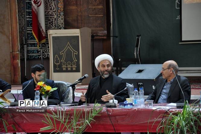 گرده همایی معاونان پرورشی استان خراسان رضوی در مشهد