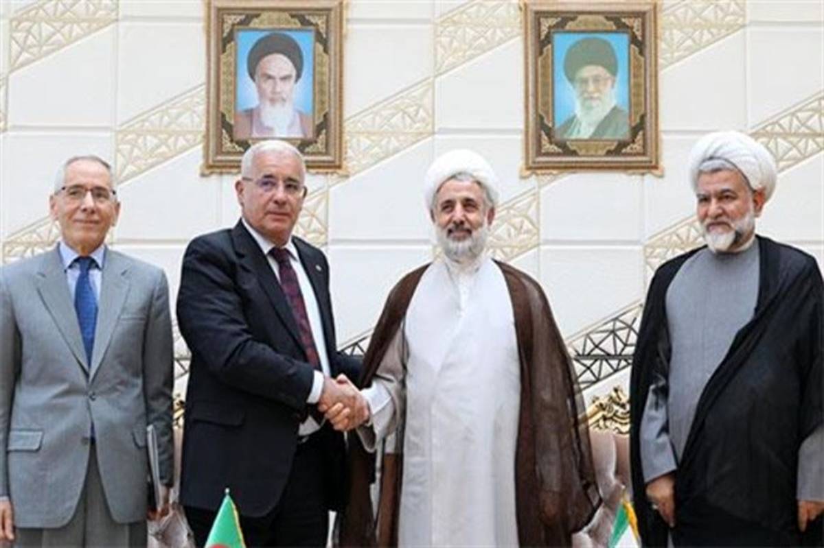 رئیس مجلس الجزایر در رأس هیأتی بلندپایه پارلمانی وارد تهران شد