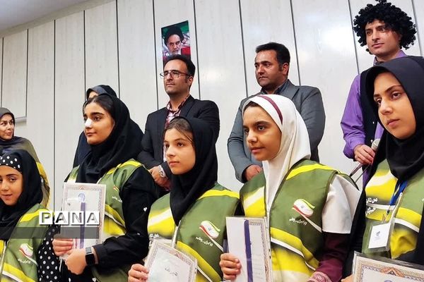 تقدیر از خبرنگاران پانا در رودهن